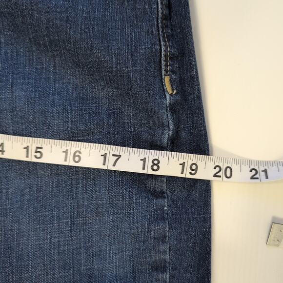 Lee Sinfully Soft Jeans Womens Petite Size 8 Blue Stretch Back Flap Elastic Wais - Picture 9 of 16